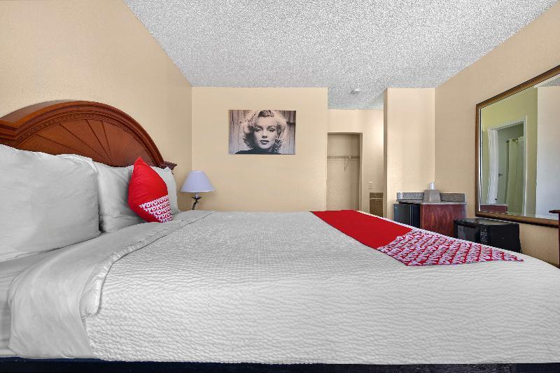 Oyo Hotel San Antonio Lackland Near Seaworld Екстериор снимка