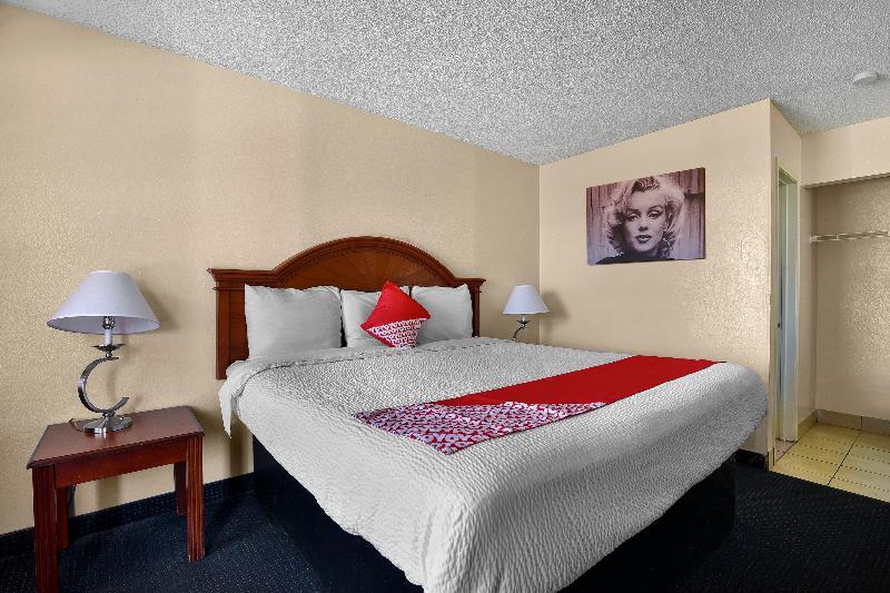 Oyo Hotel San Antonio Lackland Near Seaworld Екстериор снимка